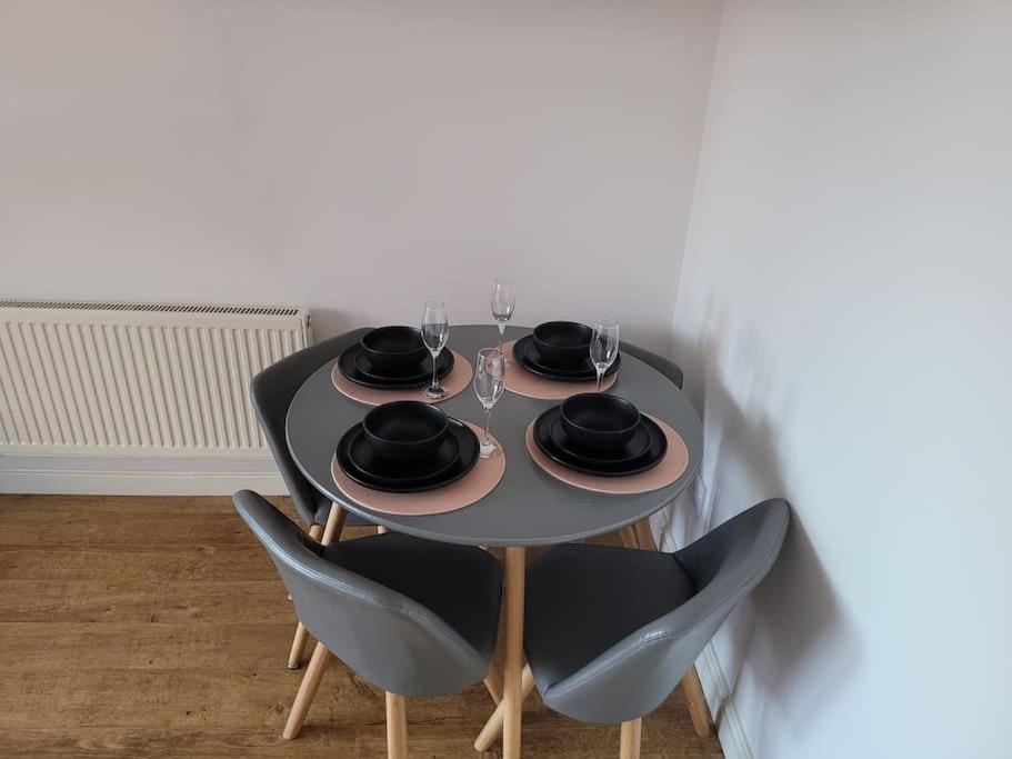 וולינגטון 2 Bedroom End Of Terrace House מראה חיצוני תמונה