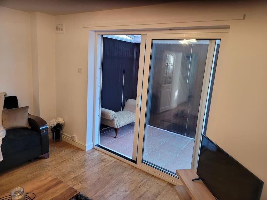 וולינגטון 2 Bedroom End Of Terrace House מראה חיצוני תמונה